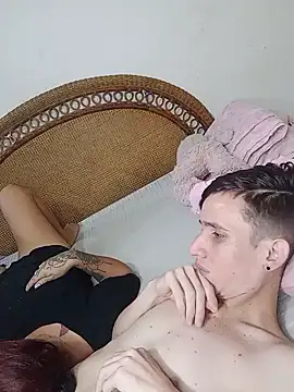 Milfvalesk online show from January 2025 08:00:01 PM