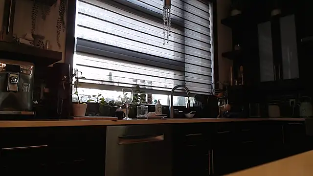 Snapshot of Toy-Daddy chatting on October 2025 11:19:01 AM Toy-Daddy online show from October 2025 11:19:01 AM