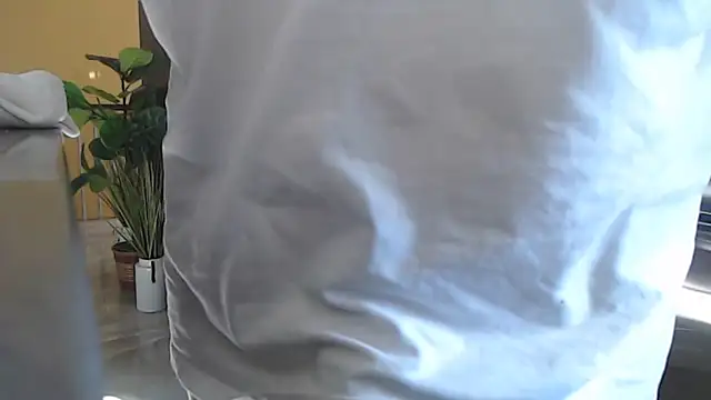 Snapshot of Toy-Daddy chatting on October 2025 02:52:01 PM Toy-Daddy online show from October 2025 02:52:01 PM