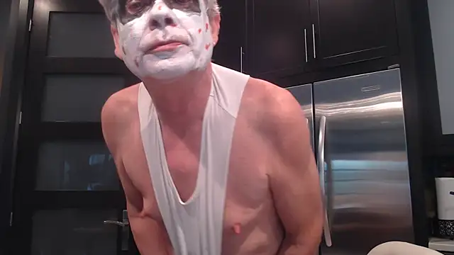 Snapshot of Toy-Daddy chatting on October 2025 07:03:02 PM Toy-Daddy online show from October 2025 07:03:02 PM