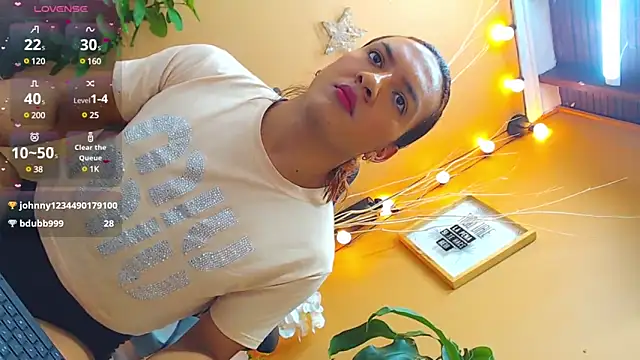 Snapshot of aslyhernandez_7 chatting on March 2025 12:48:01 AM aslyhernandez 7 online show from March 2025 12:48:01 AM