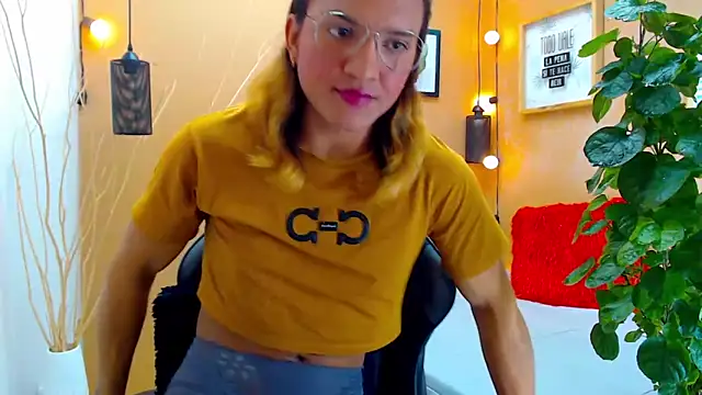 Snapshot of aslyhernandez_7 chatting on September 2025 12:06:01 PM aslyhernandez 7 online show from September 2025 12:06:01 PM