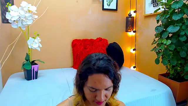 Snapshot of aslyhernandez_7 chatting on October 2025 01:35:02 PM aslyhernandez 7 online show from October 2025 01:35:02 PM