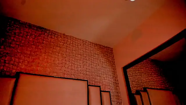 Snapshot of Victoriaa_millers chatting on March 2025 03:10:02 AM Victoriaa millers online show from March 2025 03:10:02 AM