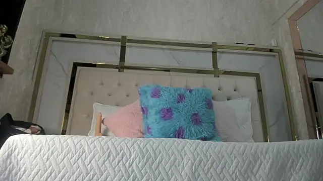 Snapshot of Victoriaa_millers chatting on October 2025 07:14:01 PM Victoriaa millers online show from October 2025 07:14:01 PM