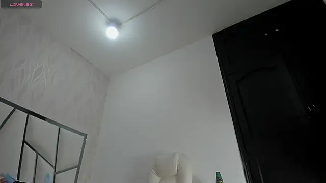 Snapshot of Victoriaa_millers chatting on January 2026 07:08:02 PM Victoriaa millers online show from January 2026 07:08:02 PM