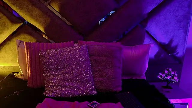 Elith noa online show from February 2026 07:37:02 AM