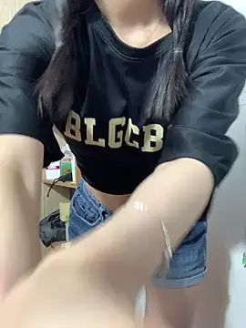 Snapshot of Vani_S2 chatting on February 2025 09:27:01 AM Vani S2 online show from February 2025 09:27:01 AM