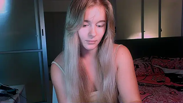 Snapshot of Eva_Jaya chatting on October 2025 01:03:02 PM Eva Jaya online show from October 2025 01:03:02 PM