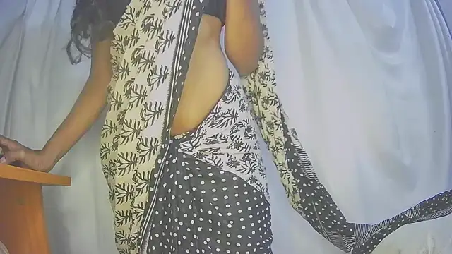 Snapshot of PerfectAhinsa chatting on January 2026 07:08:02 PM PerfectAhinsa online show from January 2026 07:08:02 PM