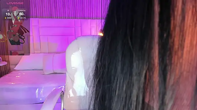 Snapshot of CaitlynCouper chatting on January 2026 12:20:02 PM CaitlynCouper online show from January 2026 12:20:02 PM