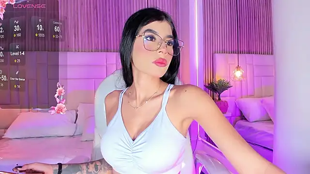 Snapshot of CaitlynCouper chatting on January 2026 11:36:01 AM CaitlynCouper online show from January 2026 11:36:01 AM