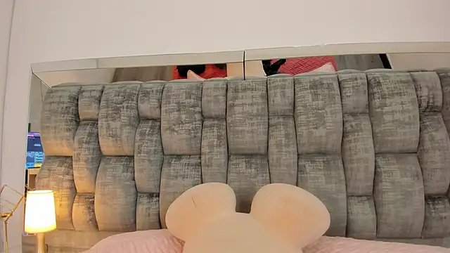 Snapshot of SussiSotto chatting on December 2024 04:16:02 PM SussiSotto online show from December 2024 04:16:02 PM