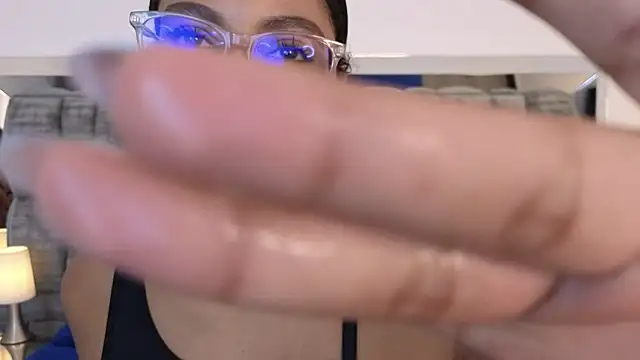 Snapshot of SussiSotto chatting on February 2025 01:37:01 PM SussiSotto online show from February 2025 01:37:01 PM