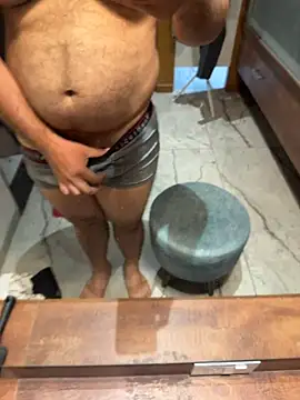 Snapshot of versatile_guy01 chatting on November 2025 02:56:02 AM versatile guy01 online show from November 2025 02:56:02 AM