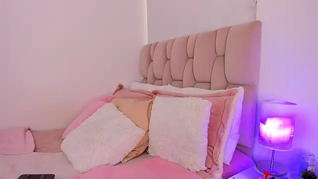 ZarianaEvanz online show from April 2026 10:12:02 PM