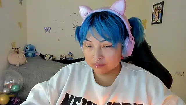 Snapshot of Shaddycute_ chatting on September 2025 10:42:02 PM Shaddycute online show from September 2025 10:42:02 PM