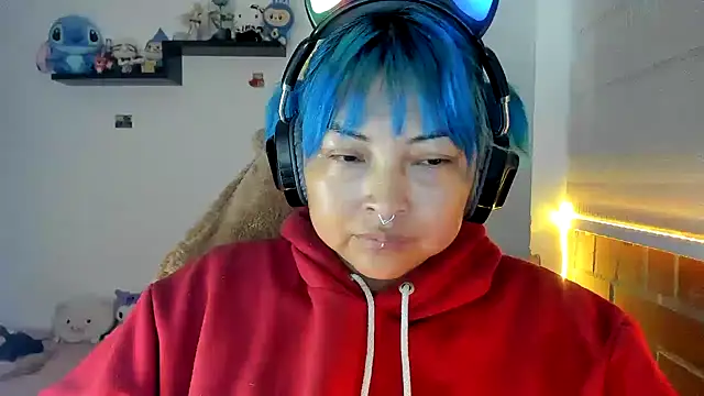 Snapshot of Shaddycute_ chatting on December 2025 11:26:02 AM Shaddycute online show from December 2025 11:26:02 AM