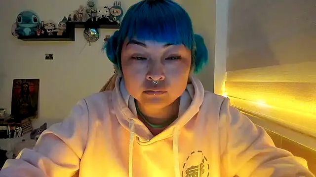 Snapshot of Shaddycute_ chatting on January 2026 01:27:02 PM Shaddycute online show from January 2026 01:27:02 PM