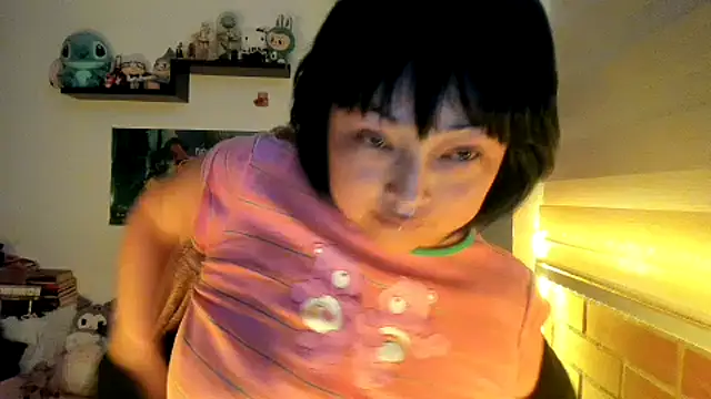 Snapshot of Shaddycute_ chatting on February 2026 11:58:02 AM Shaddycute online show from February 2026 11:58:02 AM