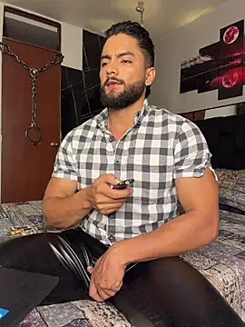 Snapshot of Jaxxon_ chatting on February 2026 03:54:02 PM Jaxxon online show from February 2026 03:54:02 PM