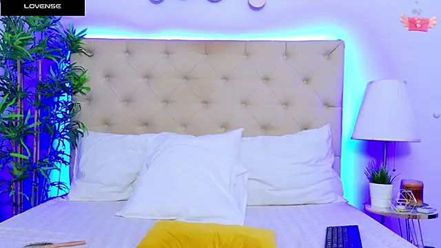 DaliyaArabian online show from January 2025 03:48:01 PM