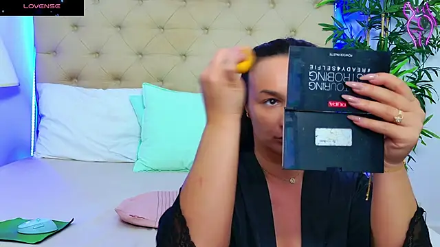 DaliyaArabian online show from October 2025 12:13:02 PM