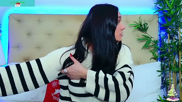 DaliyaArabian online show from December 2025 01:17:01 PM