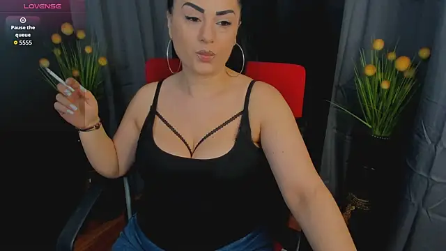 Snapshot of MistressMeghan chatting on April 2026 10:33:02 PM MistressMeghan online show from April 2026 10:33:02 PM