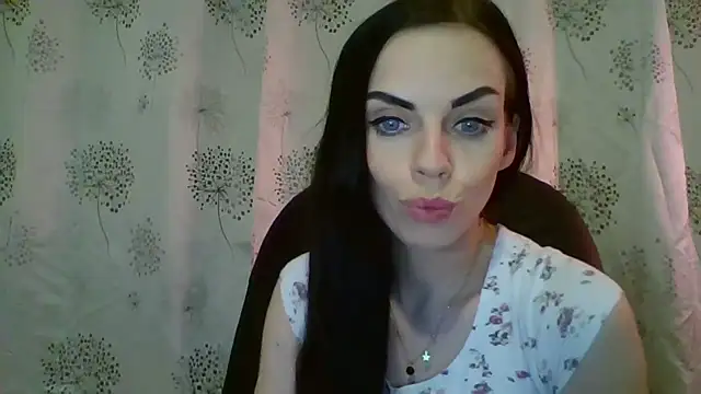 CassieSensual online show from September 2025 06:20:01 PM