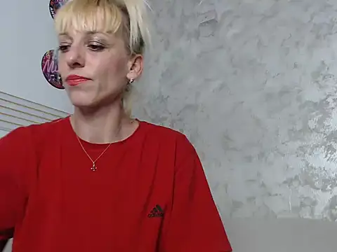 AyleenSmith online show from May 2026 06:27:01 PM