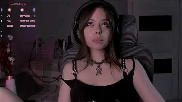 Snapshot of hype_meal_home chatting on November 2025 10:21:01 PM hype meal home online show from November 2025 10:21:01 PM