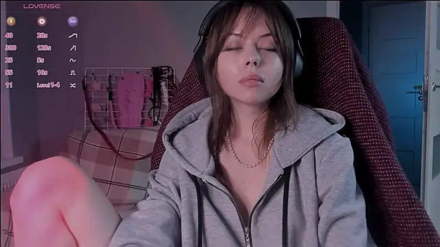 Snapshot of hype_meal_home chatting on November 2025 08:41:02 PM hype meal home online show from November 2025 08:41:02 PM