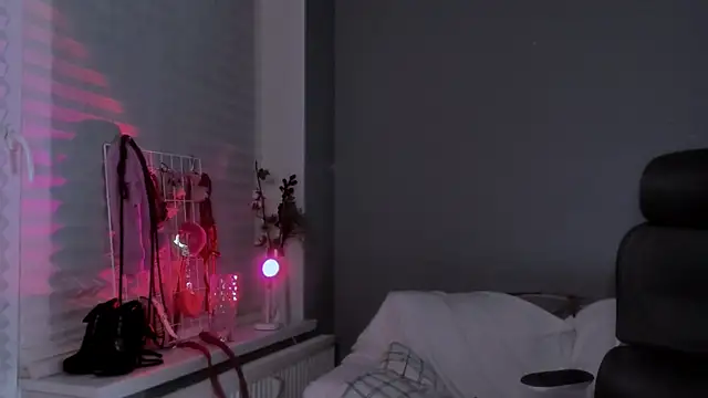 Snapshot of hype_meal_home chatting on January 2026 07:30:01 PM hype meal home online show from January 2026 07:30:01 PM