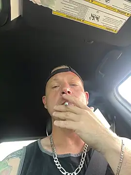Mcpussypounder211 online show from July 2026 01:37:01 PM