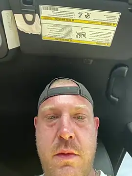 Mcpussypounder211 online show from July 2026 09:17:01 PM