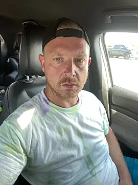 Mcpussypounder211 online show from July 2026 10:12:02 PM