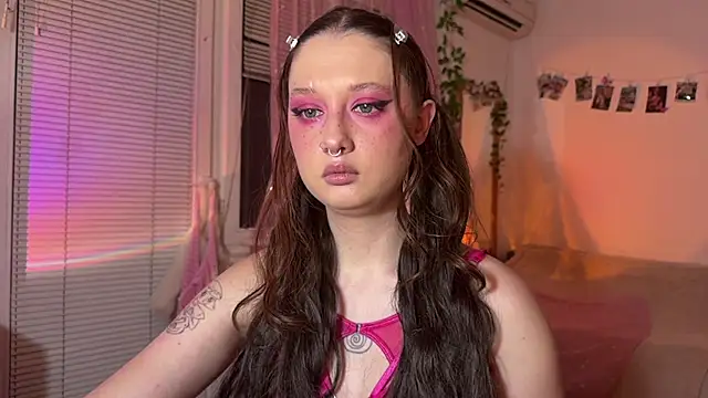 Jenny darling love online show from July 2026 07:31:02 PM