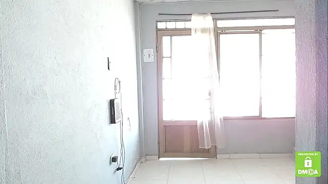 Snapshot of crista_rouse chatting on March 2025 08:52:02 PM crista rouse online show from March 2025 08:52:02 PM