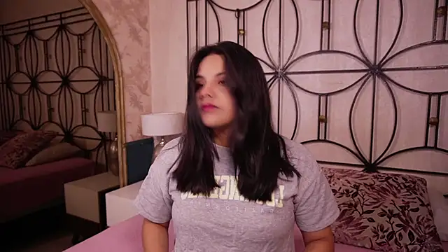 Sophia wilsonn  online show from February 2026 10:44:02 AM