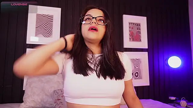 Snapshot of Sophia_wilsonn_ chatting on March 2026 10:40:02 AM Sophia wilsonn online show from March 2026 10:40:02 AM