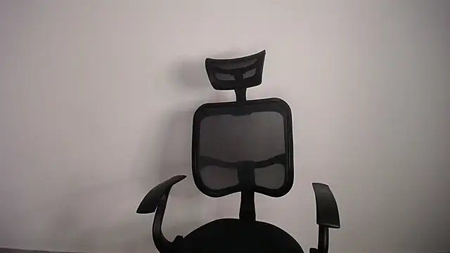 present the magic online show from February 2025 08:53:01 PM