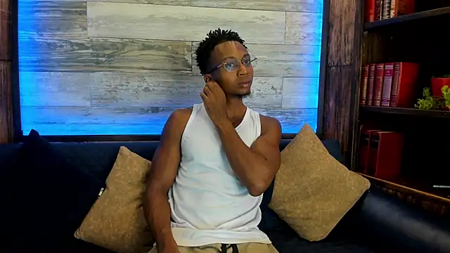 Snapshot of JamalMyst chatting on February 2025 02:06:02 AM JamalMyst online show from February 2025 02:06:02 AM