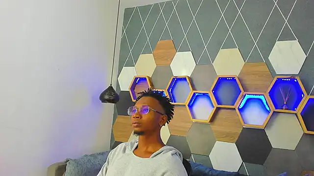 Snapshot of JamalMyst chatting on February 2025 07:32:02 PM JamalMyst online show from February 2025 07:32:02 PM