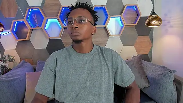 Snapshot of JamalMyst chatting on February 2025 07:15:02 PM JamalMyst online show from February 2025 07:15:02 PM