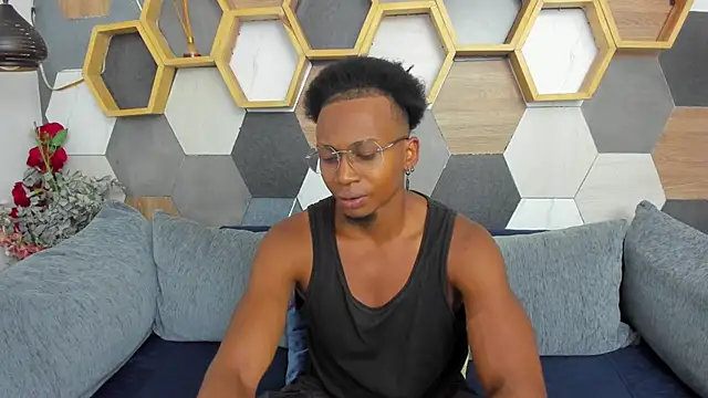 Snapshot of JamalMyst chatting on March 2025 03:33:02 AM JamalMyst online show from March 2025 03:33:02 AM