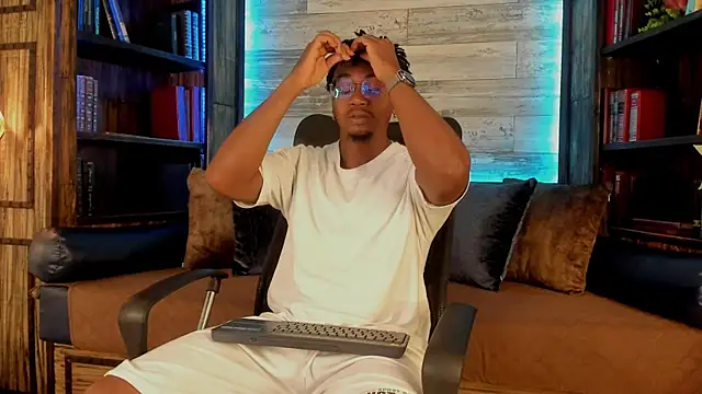 Snapshot of JamalMyst chatting on September 2025 03:30:01 AM JamalMyst online show from September 2025 03:30:01 AM