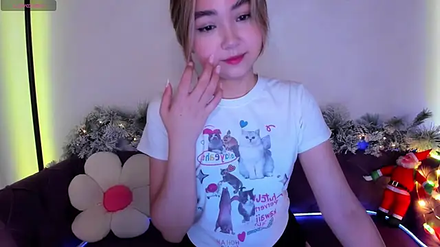 Fluffy Rose online show from December 2024 01:47:02 AM