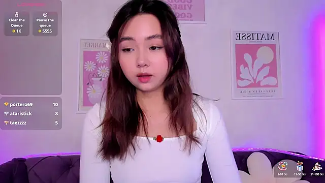 Fluffy Rose online show from January 2025 01:48:01 AM