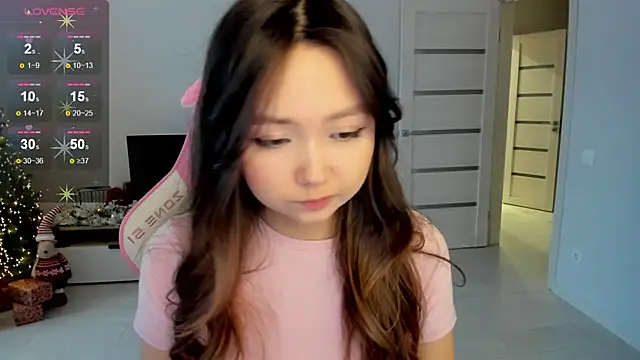 Fluffy Rose online show from December 2025 03:22:02 AM